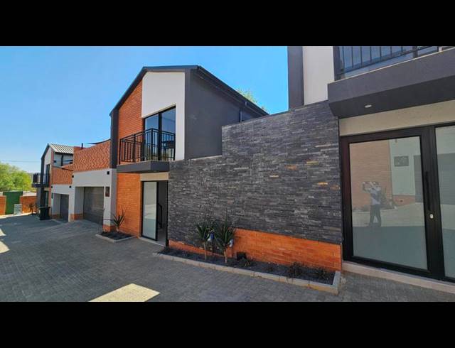 3 BEDROOM PROPERTY TO RENT IN MORNINGSIDE